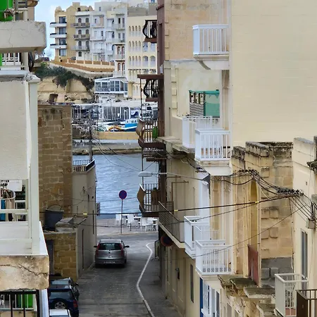 Urban Chic アパート *