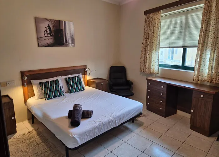 Urban Chic * Marsalforn